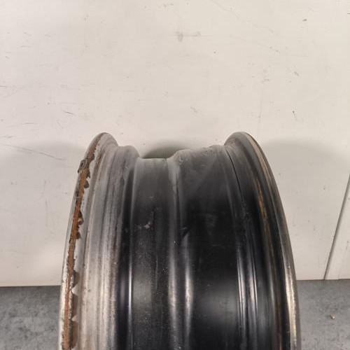 115617011-fbd68cd9-221c-44e5-924b-2b08bff59bc1-Piece-115617011-Jante-00005401Q9-CITROEN-JUMPY-2-16-HDI-8V-TURBO-47e3f7680b9aeab9d2a3ea3e6409a28dd37f43d6a1454565163403de6de83c08_m.jpg