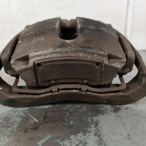 115622446-2d39cab3-e73b-4b81-88fc-42bce2a54346-Piece-Etrier-avant-gauche-freinage-4E0615123-AUDI-A8-2-PHASE-1-13848862f8d261daa35c29c710a3a0280bc54deb347a05c42818057499fa9df7_m.jpg