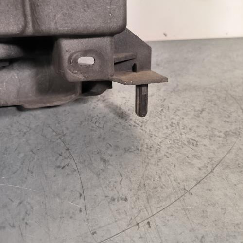 115710523-e583f60f-0807-4320-9bed-1d318732bde9-Piece-Armature-avant-Masque-avant-00007106C5-CITROEN-C4-1-PHASE-1-81809c20c920b5571dd3a6786c9d2644732e97564a8b13d1389e511c17320f36_m.jpg