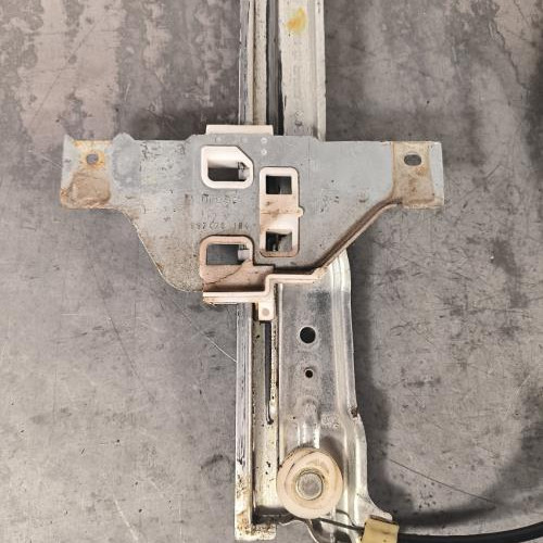 115710557-c53efc3a-8bce-4612-aa1e-86e88906dd98-Piece-Leve-vitre-electrique-avant-droit-00009222V0-CITROEN-C4-1-PHASE-1-5df0c8268da27d2bd486a42c37be421a58dff8aadcfdf7afad3d5cd4b2b22614_m.jpg