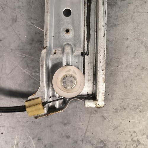 115710558-9956523f-3760-4c85-ae77-5596c58da3c3-Piece-Leve-vitre-electrique-avant-gauche-00009221V1-CITROEN-C4-1-PHASE-1-4d5f88c18279aa54079a420175d808ac667405901830dc840da1a33ca4f54fad_m.jpg