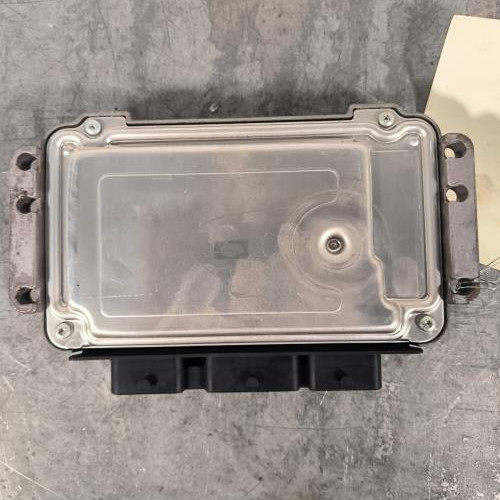 115711370-b6667e19-d002-42c1-961a-4723c12c95ca-Piece-Calculateur-moteur-0261208491-CITROEN-C4-1-PHASE-1-34edd51081de0bb5190c60bd47542d7d3cde23c26fc2052f37400eddc8d38996_m.jpg