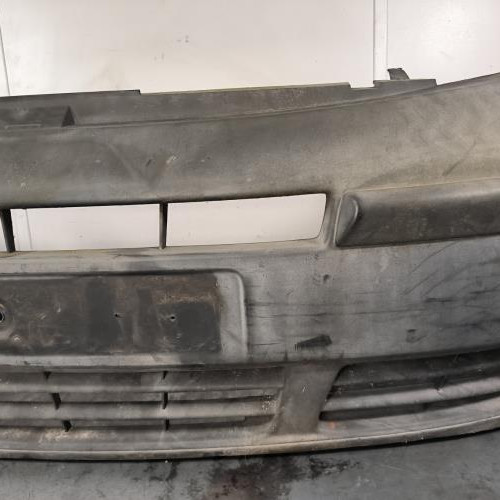 115716704-026ad59b-2df2-461b-b567-a9b203cf6a8f-Piece-Pare-choc-avant-7700312785-RENAULT-TRAFIC-2-PHASE-1-5d44f47b611942ea555068d45f40ded90d0e9262e74a07bf7ad7a96abd34e160_m.jpg