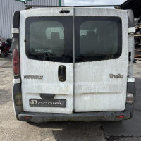 Vehicule-RENAULT-TRAFIC%25202%2520PHASE%25201-2002-d704a4a2ac298734a620ddcffb1d5eabed54fd1ae30427820885466434b5dabe_m.jpg