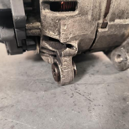 115837471-701b3514-e633-4536-bf3e-a333737ec0c5-Piece-Alternateur-JA010647-AUDI-A4-2-PHASE-1-019f949c8e77de437d64f7878b413fd5bd724476dba27be3afc09da88b6b8e54_m.jpg