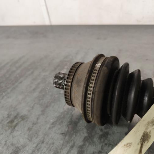 115837475-c912c54f-ae2a-4e83-abe6-655cc4a155a9-Piece-Cardan-droit-transmission-8E0407272AT-AUDI-A4-2-PHASE-1-f5dcfd0da30e8ddeb099ebff294c0e49c167107c92a45390766a854813c66131_m.jpg