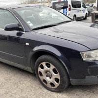 Vehicule-AUDI-A4%25202%2520PHASE%25201-2002-9b0cb5c6cdc28e8cdb1f8c95c079a970fb17b3238be0483246a122dc1713f794_m.jpg