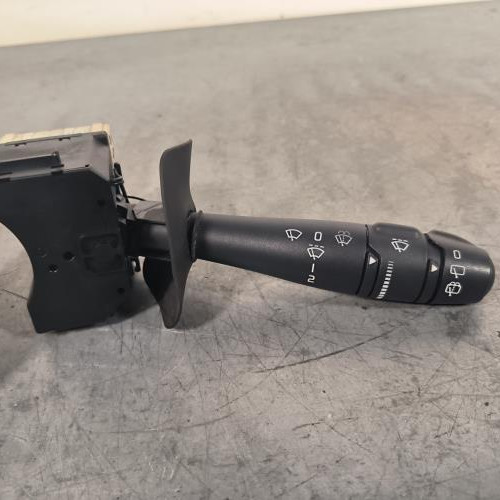 Commodo d'essuie glaces