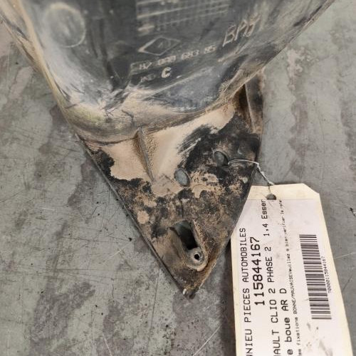 115844167-ec8f3ccf-496f-49e7-a5e6-490800203771-Piece-Pare-boue-arriere-droit-7700410233-RENAULT-CLIO-2-PHASE-2-0a8bbfd85b280da65442ef9a6a4faac4ea7dc53c63e519f95c1bbff73a7f79da_m.jpg