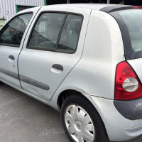 Vehicule-RENAULT-CLIO%25202%2520PHASE%25202-2001-001a15d3b0bef160b1f20d9c8a631f13a4c0b30c26f41d58b60612f42ef16d16_m.jpg