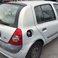 Vehicule-RENAULT-CLIO%25202%2520PHASE%25202-2001-c62757f70f42e395f1ae0198ea2f08ca4a5b2630bd6de75c17dfdd3d16606a92_m.jpg