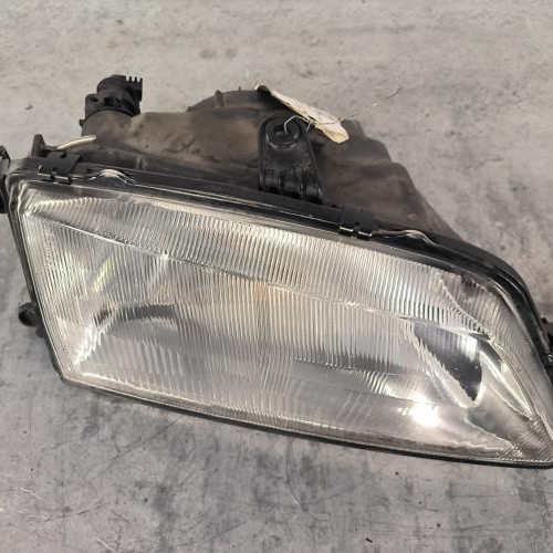 115850133-27be69bd-67d7-4b42-8ead-40bab5416513-Piece-Optique-avant-principal-droit-feuxphare-6205K7-PEUGEOT-306-PHASE-1-7fd6e4799dfc2e6da7b929db13f22862f01df60a8a26ea0b04bf0b04615382a7_m.jpg