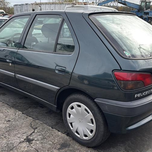 Vehicule-PEUGEOT-306%2520PHASE%25201-1996-a92e5e011b95f9c8b0b6dae33105917ec4b086fc222985b9e113c52fdd4762db_m.jpg