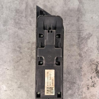 115852406-8fadf96a-885f-4c60-b041-5c5cfa88d7a7-Piece-Interrupteur-de-leve-vitre-avant-gauche-LR025908-LAND-ROVER-RANGE-ROVER-1-EVOQUE-PHASE-1-6d435e88754ad04ebf1bdec6d3095ebea53b765298e3fd2bd48a8a3113067f6a_m.jpg