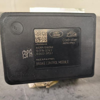 115852775-ed057977-37bd-4ce4-9b0a-23c616d26435-Piece-Bloc-ABS-freins-anti-blocage-LR072596-LAND-ROVER-RANGE-ROVER-1-EVOQUE-PHASE-1-d3e5746a3d168e3f0172f2153309710a1b5cfd2815c3103bc1af9c6d2fb55b09_m.jpg