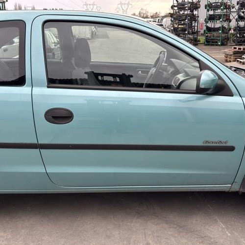 Vehicule-OPEL-CORSA%2520C%2520PHASE%25201-2002-85517d23041347556341082ad4c296e965c0156f8875bf7b7265e1c89653e939_m.jpg
