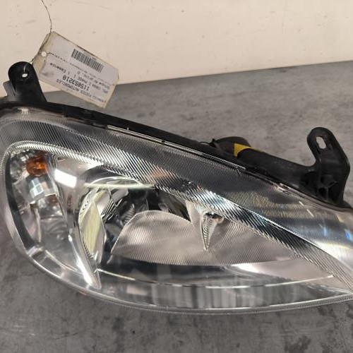 115853218-981af2ca-53c6-46de-9027-1abcacbf73b4-Piece-Optique-avant-principal-droit-feuxphare-93173252-OPEL-CORSA-C-PHASE-1-d964b1dc06bba0006f8354456aa1a37138eb3f9d8e9b7f330dd870a47f7e4c93_m.jpg