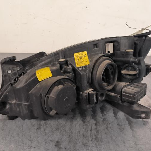 115853218-7c086598-ae77-41ec-9222-dee372f239bf-Piece-Optique-avant-principal-droit-feuxphare-93173252-OPEL-CORSA-C-PHASE-1-d7006b86ed679410fc6a8684f975fcf6210334d8ab6372da3103807888d66aeb_m.jpg