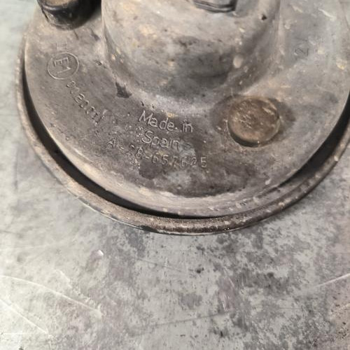 115854050-6315b90c-ef4b-4d84-ba18-702e674a697e-Klaxon-13311548-OPEL-CORSA-C-PHASE-1-37c8cc90b28b4f891c82b4de32c3a89397dfe67110534b9e9355b50bbaac4713_m.jpg