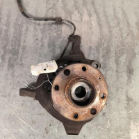 115854520-9ebd3afc-45fa-4264-8f84-6b25ea0937a0-Piece-Fusee-avant-gauche-9156140-OPEL-CORSA-C-PHASE-1-9bbfbf05559c68548adc1532285d1b0d569373f6e4e41373e4d3ce1ee0d718ff_m.jpg