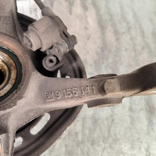 115854520-439453a6-36df-4451-b1b2-cc21bd59f15c-Piece-Fusee-avant-gauche-9156140-OPEL-CORSA-C-PHASE-1-cd05edb0d7104a16c9c4e185554d6a44f7155b512129e757f5a87f072241c2cc_m.jpg