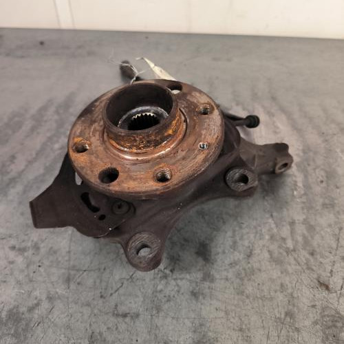 115854520-96e38882-1476-42cd-bd24-9a34d0021622-Piece-Fusee-avant-gauche-9156140-OPEL-CORSA-C-PHASE-1-f9cd51a4e806ee2c400cfcf67b23911b3e1df040a148484588d127d8137183ce_m.jpg