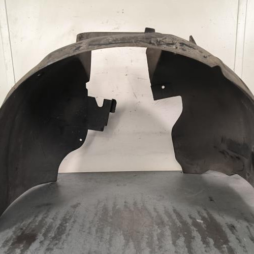 Pare boue avant droit