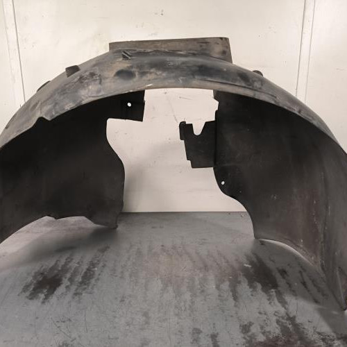 Pare boue avant gauche