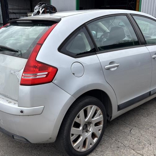 Vehicule-CITROEN-C4%25201%2520PHASE%25201-2005-09bb24565decd1702e9c56b68347df48dc88e15a45be21777546ff989ca2d7c0_m.jpg