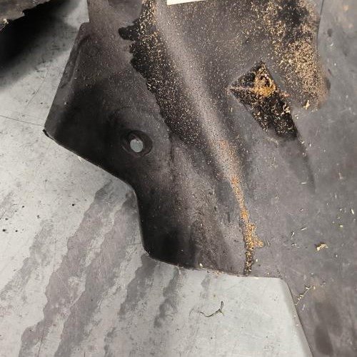 115970019-6ecacba4-b1ab-490b-ac90-4f3ac3b0e3c3-Piece-Pare-boue-arriere-gauche-8200441744-RENAULT-CLIO-3-PHASE-1-c6c21f31b565e49173f21f231179502ff8ae68a903b44dfda0163f6b3b56b6f2_m.jpg