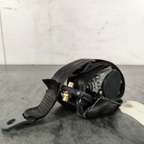 Ceinture avant gauche