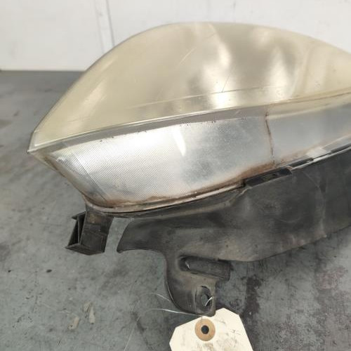 116074197-f1d68e68-89f5-4560-94ed-31ce834ce664-Piece-Optique-avant-principal-droit-feuxphare-0000620637-CITROEN-XSARA-PICASSO-PHASE-2-bf65d6c24c5a568e91d00707843138ffb250b3fde081a6ecd35938d08c134b1c_m.jpg