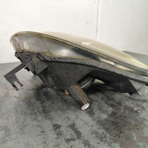116074198-33b79409-4db2-4cc9-937a-03e3046cc5cf-Piece-Optique-avant-principal-gauche-feuxphare-0000620837-CITROEN-XSARA-PICASSO-PHASE-2-548fd4f45dca50d452343b7e3c029adbb2d1b8bddd4ec3a573409c8a214339c0_m.jpg