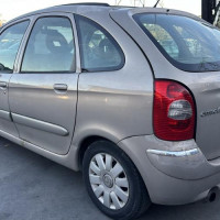 Vehicule-CITROEN-XSARA%2520PICASSO%2520PHASE%25202-2005-cfef2cc3f54f4c3fd86b337e9bfb322b81a331effe59099f3345bcfa8769ad76_m.jpg