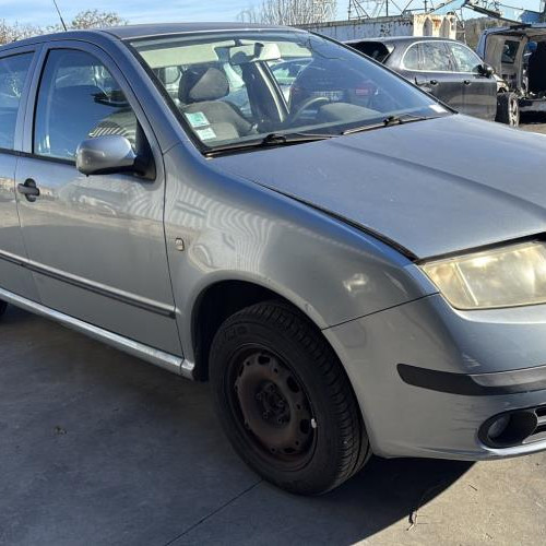 Vehicule-SKODA-FABIA%25201%2520PHASE%25202-2005-11d67e3d30d9936ef349f43ab30eed6a49256dd163e6b7d860d8fae1428fc452_m.jpg