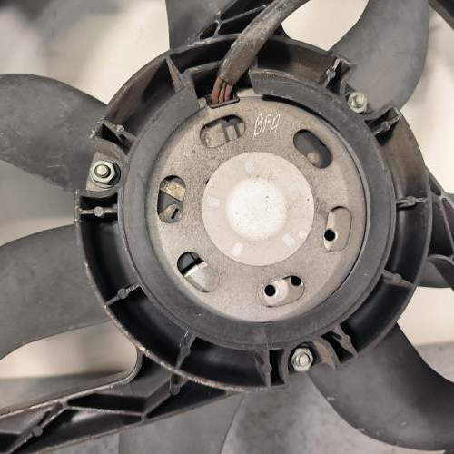 116155400-54a837af-f458-40bd-a183-e86dca65472b-Piece-Ventilateur-eau-6R0959455E-SKODA-FABIA-1-PHASE-2-5c30621d2d0f2df29ec82b0ca1989a62ee8c78f12926e76380dbfe057e440957_m.jpg