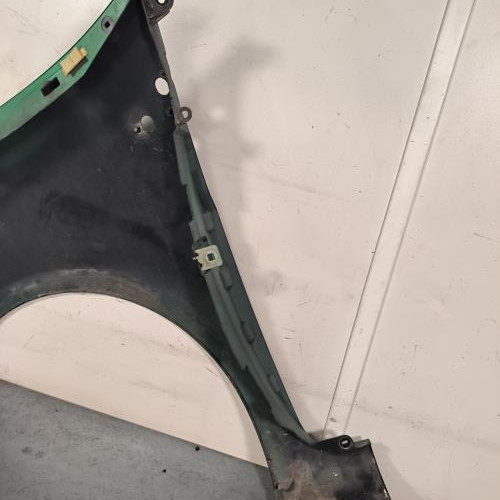 116566442-cf3575b1-7db4-4491-a325-998925c914b0-Piece-Aile-avant-droit-631003362R-RENAULT-CLIO-3-PHASE-1-f042d3ffc2125ae6162f6352b432b64cc9e5d6728224ec36e300ff380c580759_m.jpg