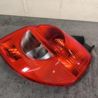 116566466-d75f7fd8-3242-4813-9546-f2d253d9c0b3-Piece-Feu-arriere-principal-droit-feux-8200459960-RENAULT-CLIO-3-PHASE-1-720e873d0af01e096aa1bcd4e74ac7bc2b1f4d95e8596b7b434d6c9ecab19228_m.jpg