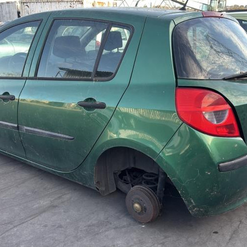 Vehicule-RENAULT-CLIO%25203%2520PHASE%25201-2006-bd6f4e56221fc9ead5413ac8c6e803aa397a46cf2f87c921207cb1bcf91e37d8_m.jpg