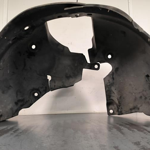 116567495-c1cfcc5c-422e-4dd8-86a7-68575bf023f2-Piece-Pare-boue-avant-droit-8200289946-RENAULT-CLIO-3-PHASE-1-8ceb1a8a76e2384c735198ac705bbadb6bbae648e47334f588451d7f8beb9b70_m.jpg