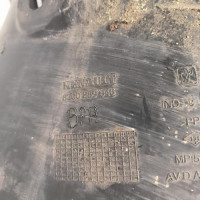 116567495-57579e28-8536-419b-a649-c94f3c899a75-Piece-Pare-boue-avant-droit-8200289946-RENAULT-CLIO-3-PHASE-1-41f8071f9ac7389e4bd430044f87c4655d2e1fcd73adcbbd5044ab095bbbd591_m.jpg