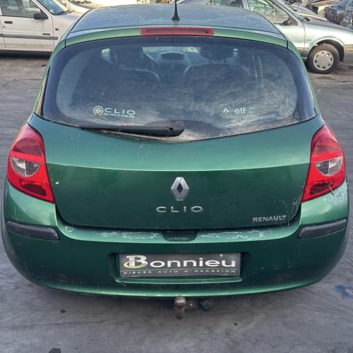 Vehicule-RENAULT-CLIO%25203%2520PHASE%25201-2006-ef2aa7abbdffa9a43f1a2e786d485ab37d6bd33ea6acbcbdae4df85db0219bca_m.jpg
