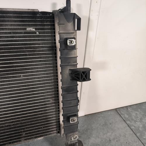 117037397-f6175bef-17c1-413c-88aa-185dece6f7c2-Piece-Radiateur-eau-13148295-OPEL-MERIVA-A-PHASE-2-57099859c36820efb6d12f16bc7c97f962795e4a9a4f3c2d82f29dc940cfc86e_m.jpg