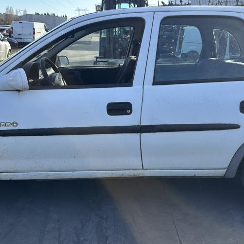 Vehicule-OPEL-CORSA%2520B%2520PHASE%25202-1999-95fd16c78f08570e3e85f66b2a45a5cd6d7e453da878465776b3ae1f36b87e0c_m.jpg