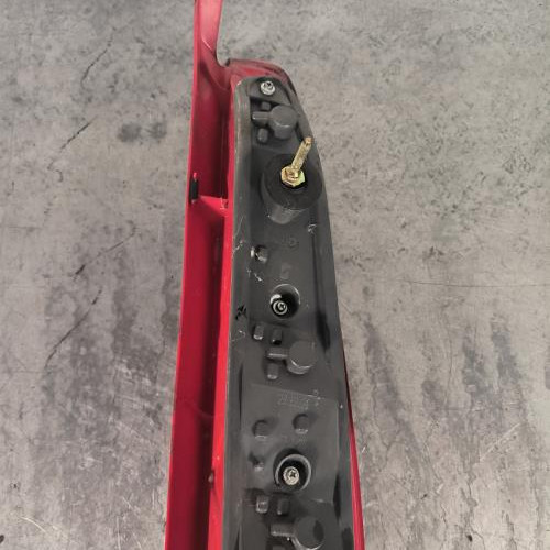 117408373-bd1eb67a-0891-4824-b21a-75b1820a6f3c-Piece-Feu-arriere-principal-gauche-feux-46523772-FIAT-PUNTO-2-PHASE-1-64c2b59b54e24848d1692aa3ef54c56848f66bc885c11f7ae7ac6d65c835700f_m.jpg