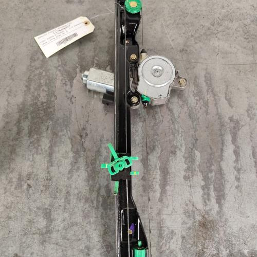 117409857-547b4e23-5b03-4746-8167-83bf8b91ac5d-Piece-Leve-vitre-electrique-avant-droit-51764549-FIAT-PUNTO-2-PHASE-1-33fa2ac6f3bca2eee50a6a4b9b164a37bb15a8e70712f8bce237bd0c8f65be5c_m.jpg