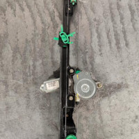 117409858-3c9c28f0-1412-48d5-b5f9-0011dd0b654d-Piece-Leve-vitre-electrique-avant-gauche-51764550-FIAT-PUNTO-2-PHASE-1-15156cae5032eac97a1b4bea6676f0721ee5ce77f66244344e1a615e12c408c0_m.jpg