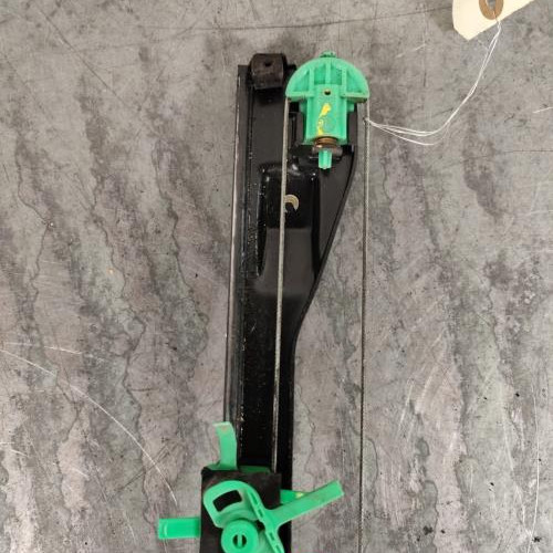 117409858-1351f62d-1251-4922-9f3f-63209e594607-Piece-Leve-vitre-electrique-avant-gauche-51764550-FIAT-PUNTO-2-PHASE-1-e2b287f829cfa5c082be18f758f68cb1294710fd57adc731d6ad96dc2d618b01_m.jpg