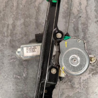 117409858-105d28e3-4d96-435d-85b8-3973b2010a2e-Piece-Leve-vitre-electrique-avant-gauche-51764550-FIAT-PUNTO-2-PHASE-1-2349939a4cf33005d76a2e6261f86b51e46f00c3425829ea5031f42acd785faa_m.jpg