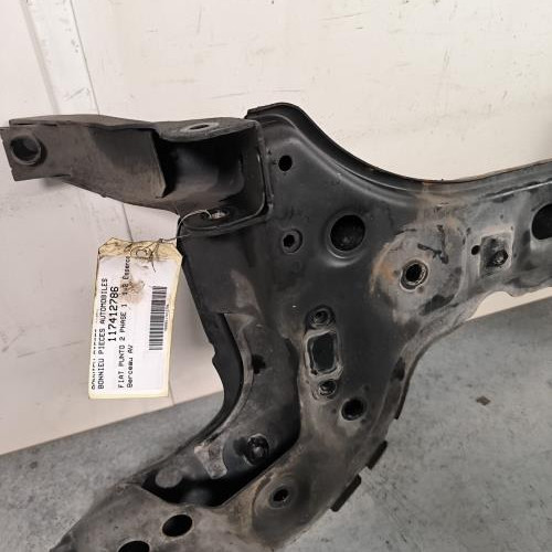 117412786-8fb45e84-d758-4ec2-93dd-92ef36e88515-Piece-Berceau-avant-50703111-FIAT-PUNTO-2-PHASE-1-e58b12234934b2011b6c5f87a85bbd91e8b48abfcafc999b5ed55021a8092c2b_m.jpg